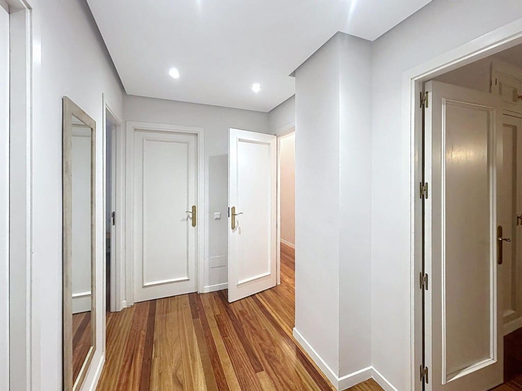 4 camera da letto Appartamento in vendita in Santiago de Compostela - 850.000 € (Rif: 9912794)