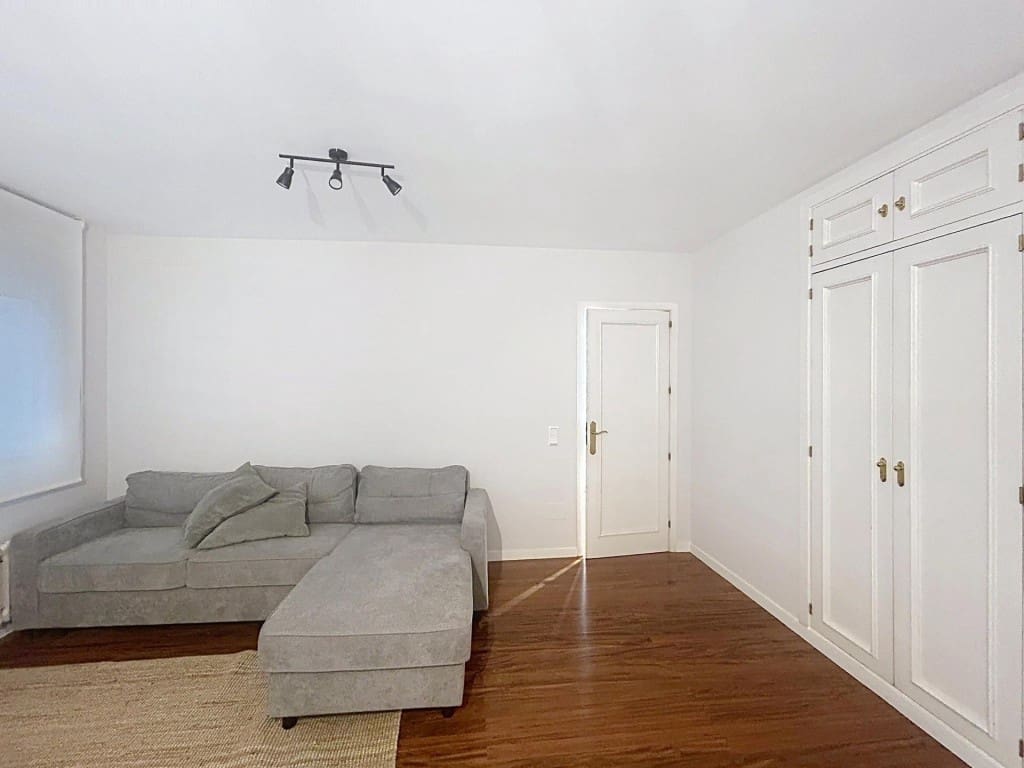 4 camera da letto Appartamento in vendita in Santiago de Compostela - 850.000 € (Rif: 9912794)