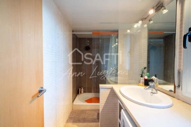 2 bedroom Apartment for sale in Santa Margarida, Roses with pool - € 235,000 (Ref: 9912796)