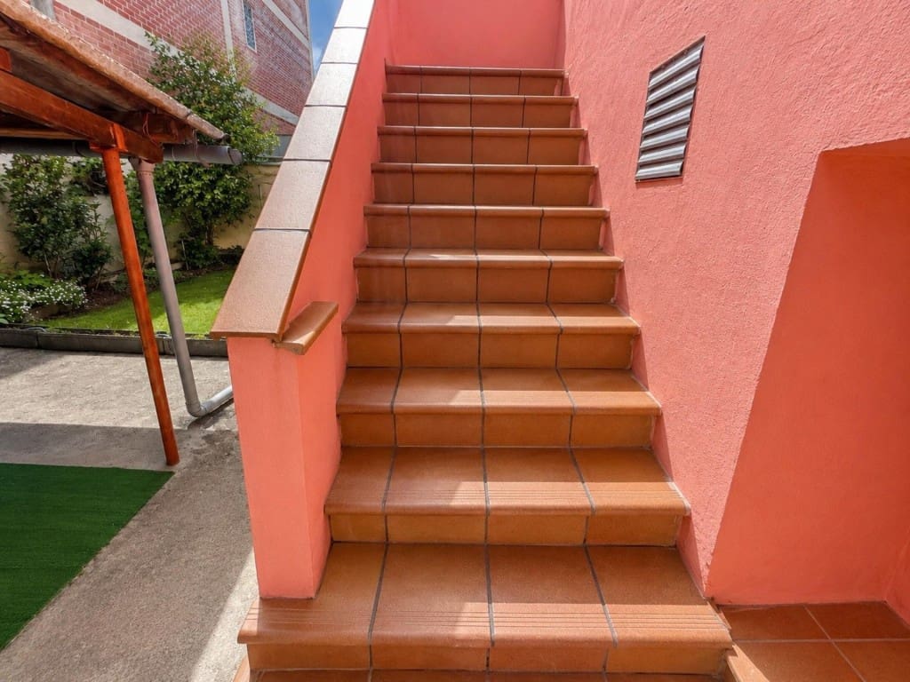 Ufficio in vendita in Toreno - 150.000 € (Rif: 9912799)