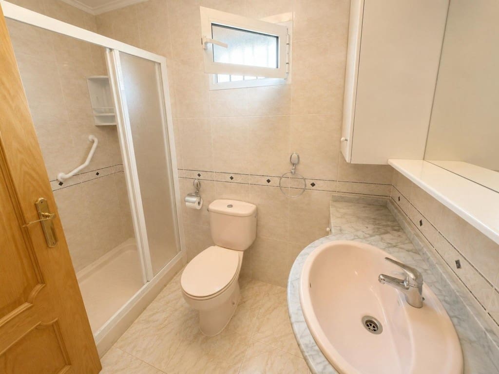 Ufficio in vendita in Toreno - 150.000 € (Rif: 9912799)