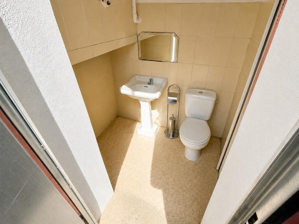 Ufficio in vendita in Toreno - 150.000 € (Rif: 9912799)