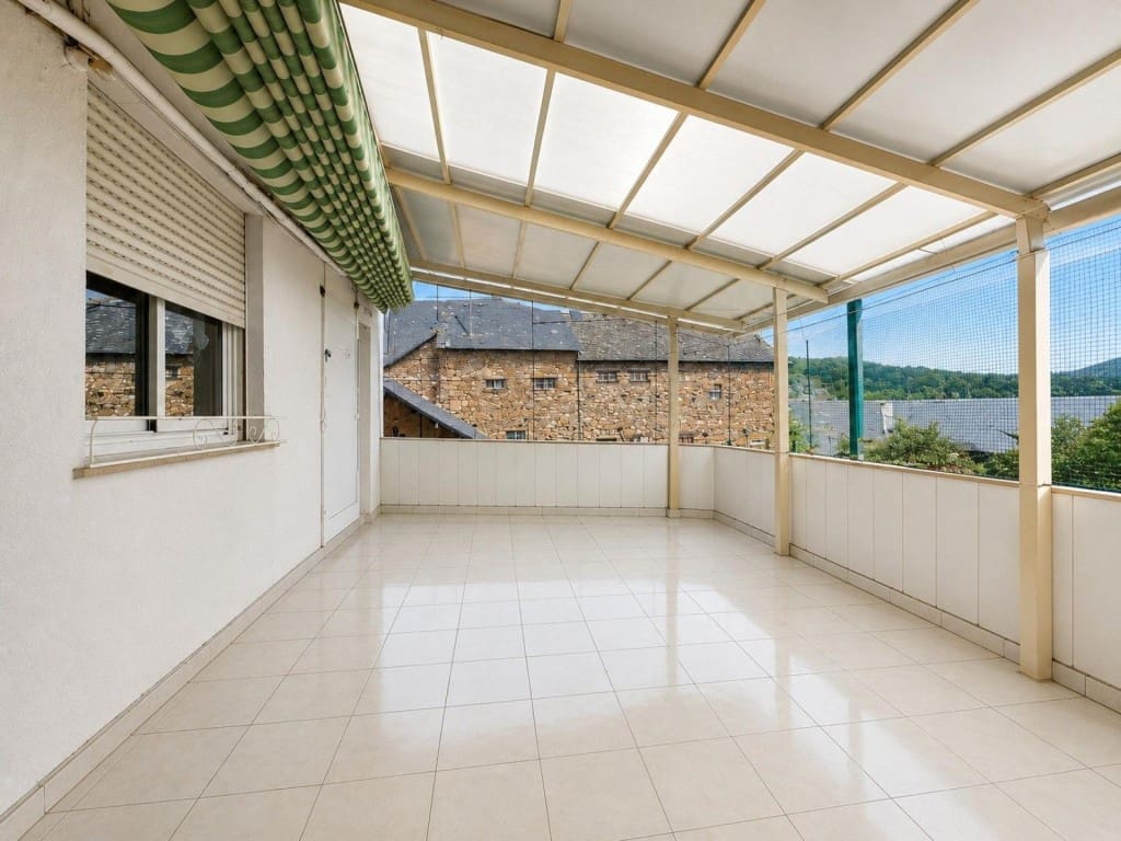 Ufficio in vendita in Toreno - 150.000 € (Rif: 9912799)