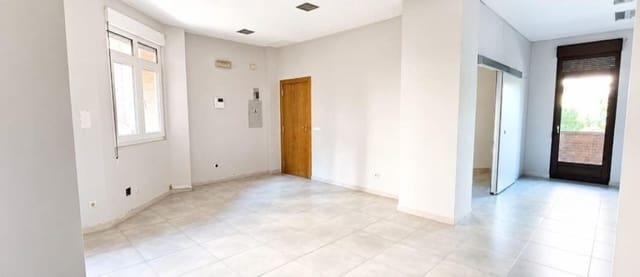 Bureau à louer à León ville - 600 € (Ref: 9912801)