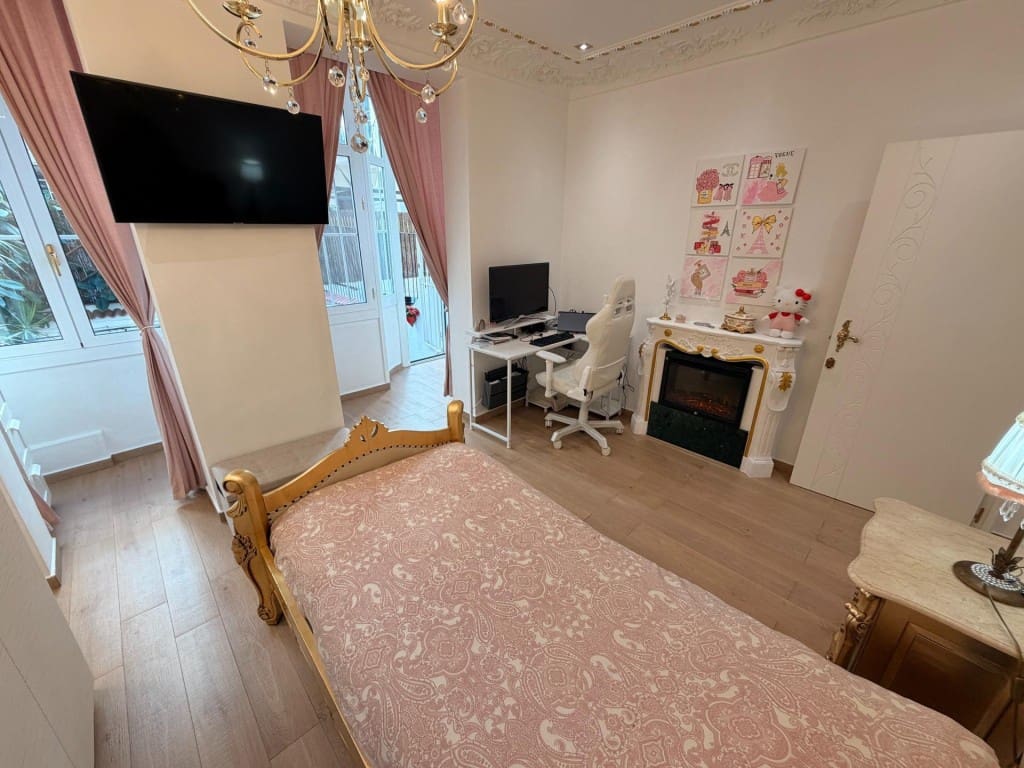 4 soveværelse Lejlighed til salg i Barcelona by - € 847.000 (Ref: 9912803)