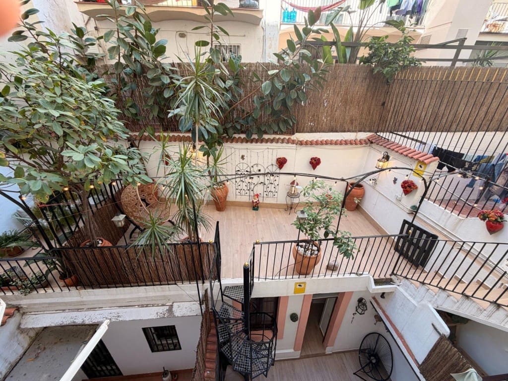 4 soveværelse Lejlighed til salg i Barcelona by - € 847.000 (Ref: 9912803)