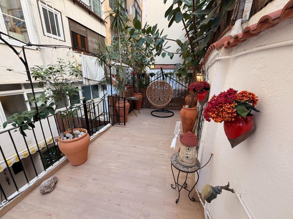 4 soveværelse Lejlighed til salg i Barcelona by - € 847.000 (Ref: 9912803)