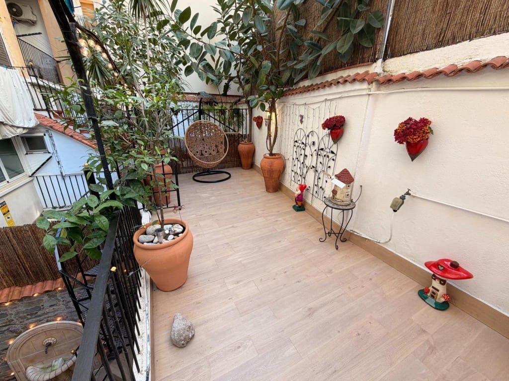 4 soveværelse Lejlighed til salg i Barcelona by - € 847.000 (Ref: 9912803)