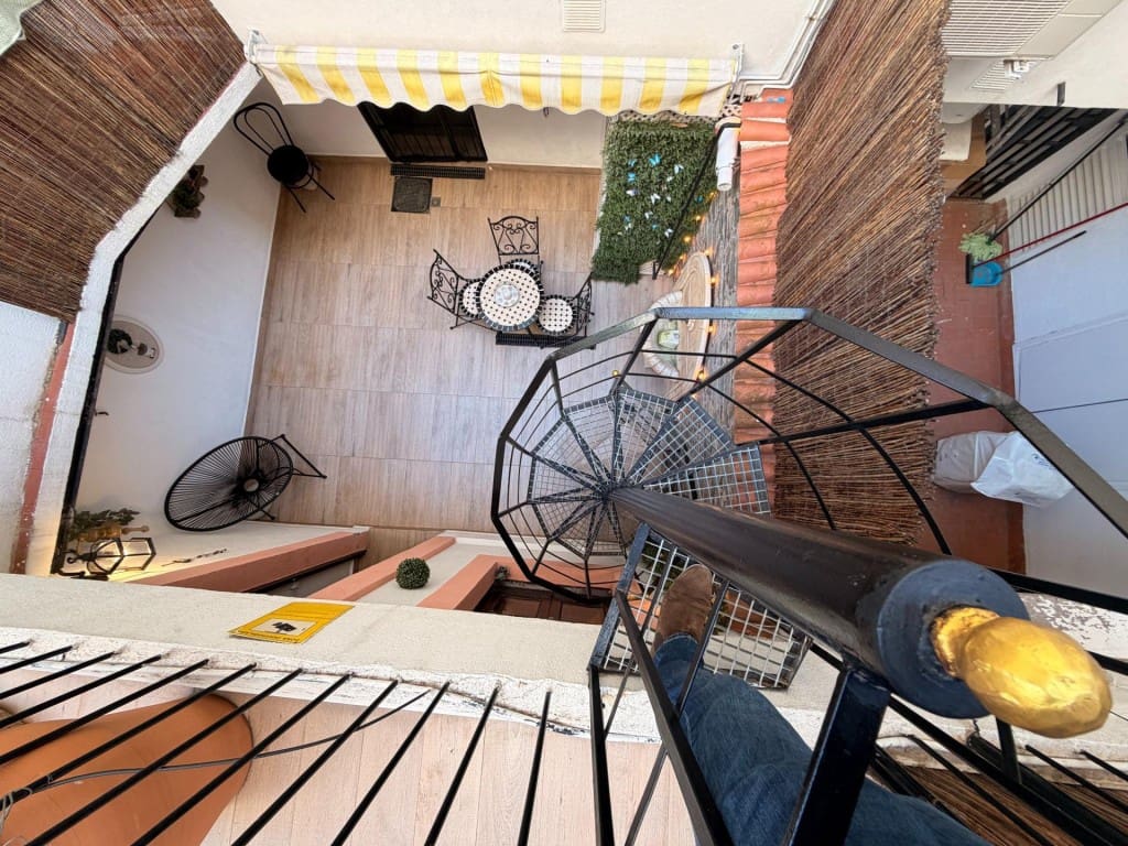 4 soveværelse Lejlighed til salg i Barcelona by - € 847.000 (Ref: 9912803)