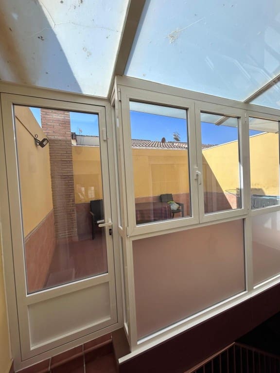 3 sovrum Radhus till salu i Campo de Criptana - 174 000 € (Ref: 9915481)