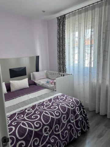3 sovrum Radhus till salu i Campo de Criptana - 174 000 € (Ref: 9915481)