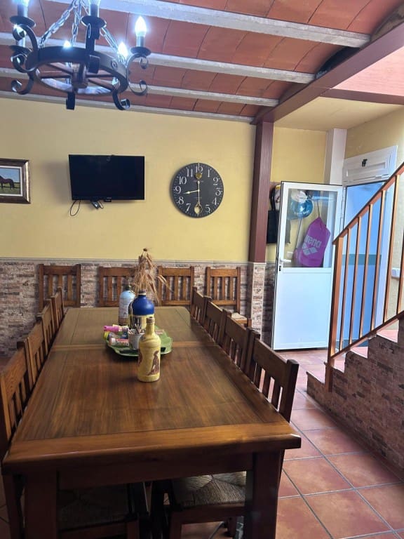 3 sovrum Radhus till salu i Campo de Criptana - 174 000 € (Ref: 9915481)