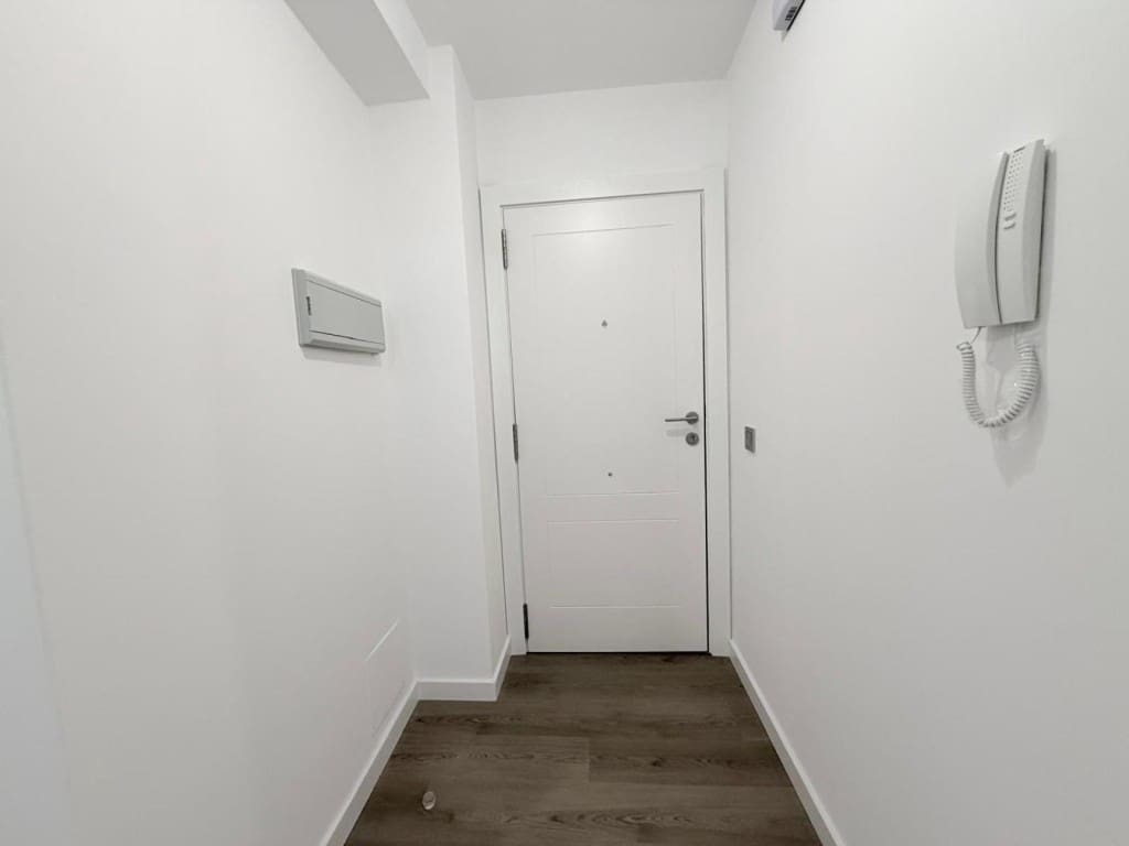 2 bedroom Apartment for sale in Vilagarcia de Arousa with garage - € 230,000 (Ref: 9915485)