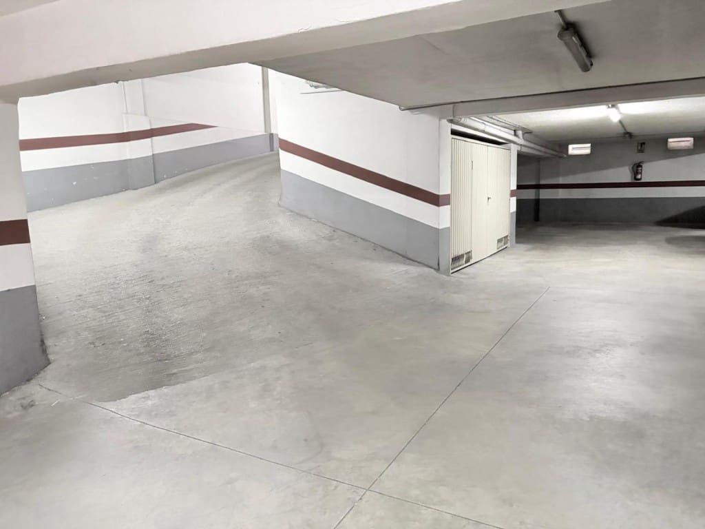 2 bedroom Apartment for sale in Vilagarcia de Arousa with garage - € 230,000 (Ref: 9915485)