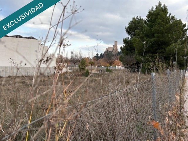 Terrain à Bâtir à vendre à Almansa - 64 000 € (Ref: 9915486)