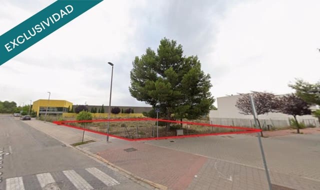 Terrain à Bâtir à vendre à Almansa - 64 000 € (Ref: 9915486)