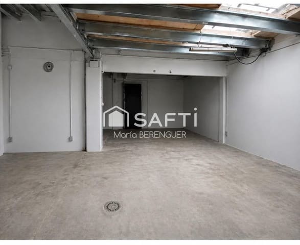 Comercial para venda em L'Hospitalet de Llobregat - 215 000 € (Ref: 9915487)
