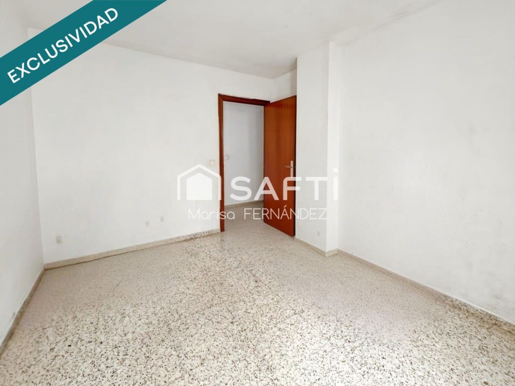 3 bedroom Apartment for sale in Alicante / Alacant city - € 165,000 (Ref: 9915488)