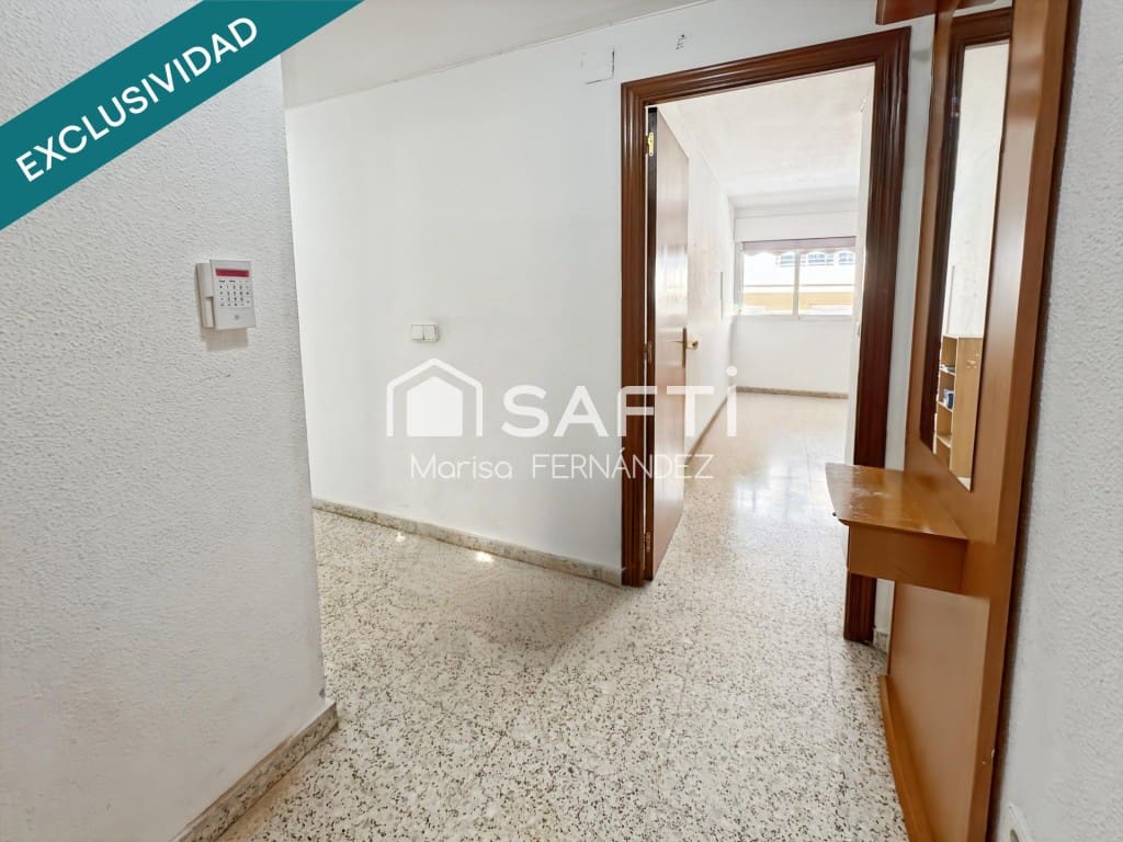 3 bedroom Apartment for sale in Alicante / Alacant city - € 165,000 (Ref: 9915488)
