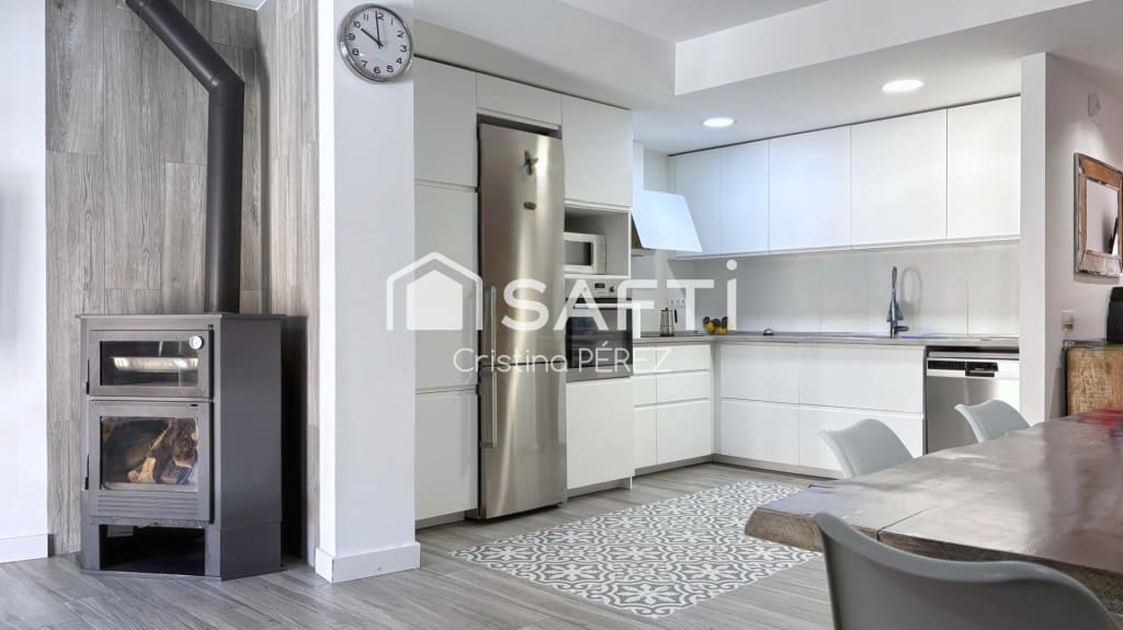 3 makuuhuone Huoneisto myytävänä paikassa Calonge i Sant Antoni - 275 000 € (Ref: 9920098)