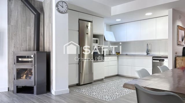 3 makuuhuone Huoneisto myytävänä paikassa Calonge i Sant Antoni - 275 000 € (Ref: 9920098)