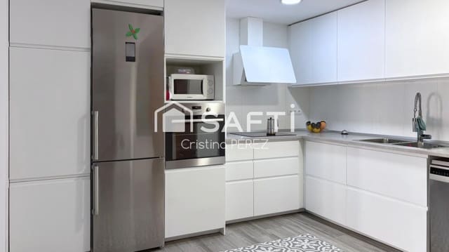 3 makuuhuone Huoneisto myytävänä paikassa Calonge i Sant Antoni - 275 000 € (Ref: 9920098)