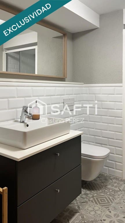 Commercial for sale in Blanes - € 330,000 (Ref: 9920099)