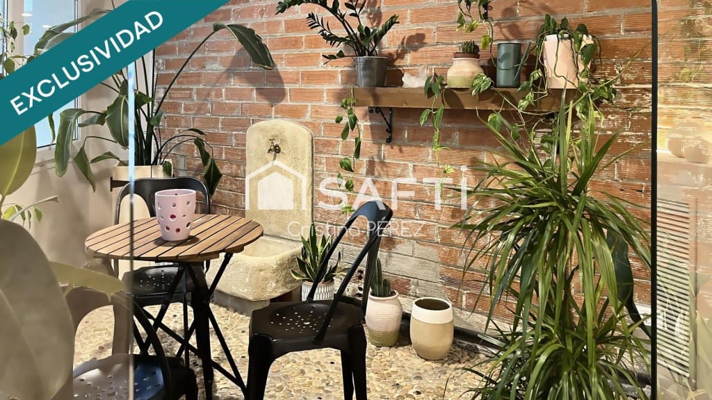 Commercial for sale in Blanes - € 330,000 (Ref: 9920099)
