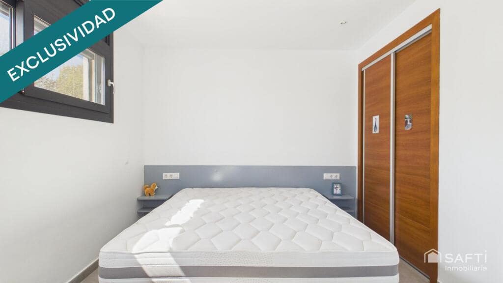 4 quarto Moradia para venda em Empuriabrava com piscina garagem - 599 000 € (Ref: 9920101)