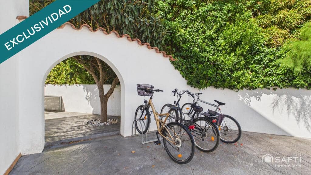 4 quarto Moradia para venda em Empuriabrava com piscina garagem - 599 000 € (Ref: 9920101)