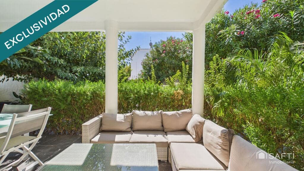 4 quarto Moradia para venda em Empuriabrava com piscina garagem - 599 000 € (Ref: 9920101)