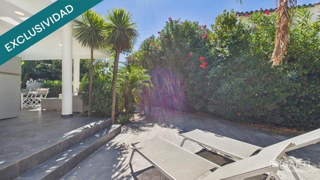 4 quarto Moradia para venda em Empuriabrava com piscina garagem - 599 000 € (Ref: 9920101)
