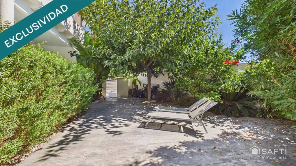 4 quarto Moradia para venda em Empuriabrava com piscina garagem - 599 000 € (Ref: 9920101)