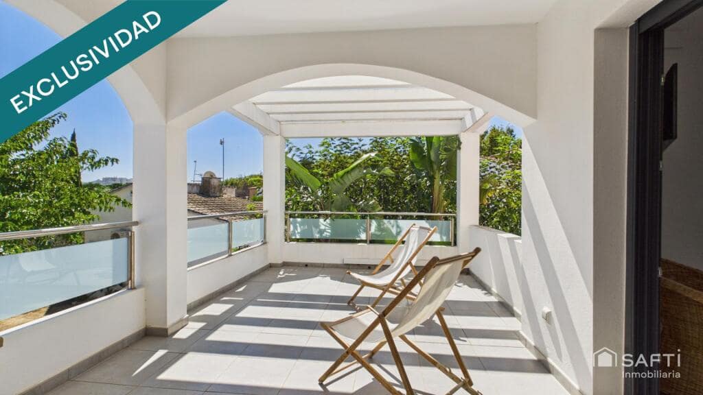 4 quarto Moradia para venda em Empuriabrava com piscina garagem - 599 000 € (Ref: 9920101)