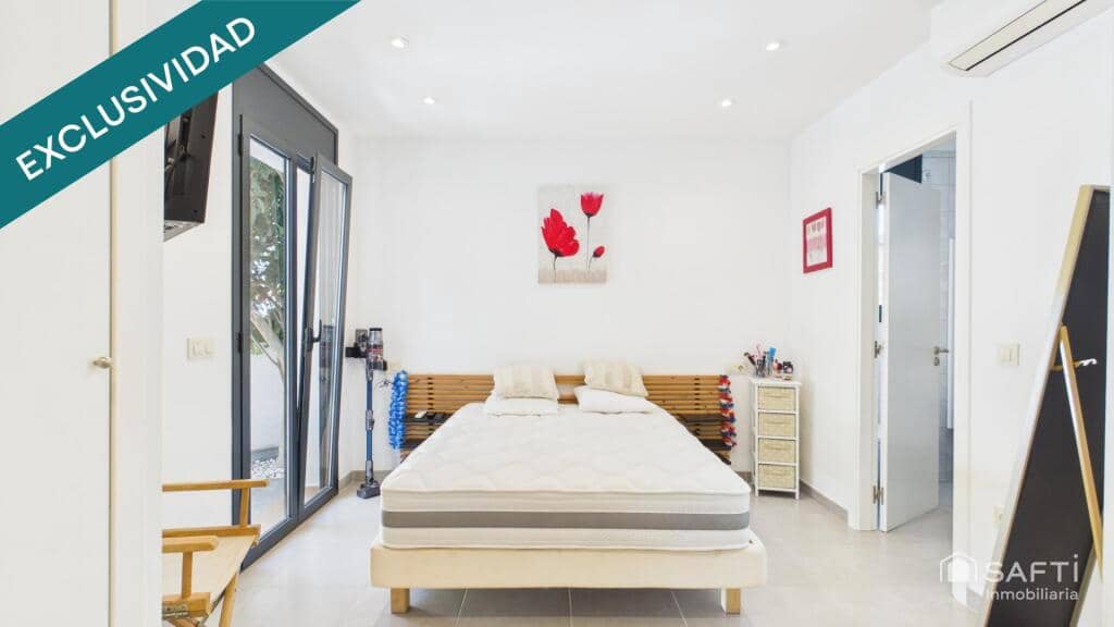 4 quarto Moradia para venda em Empuriabrava com piscina garagem - 599 000 € (Ref: 9920101)