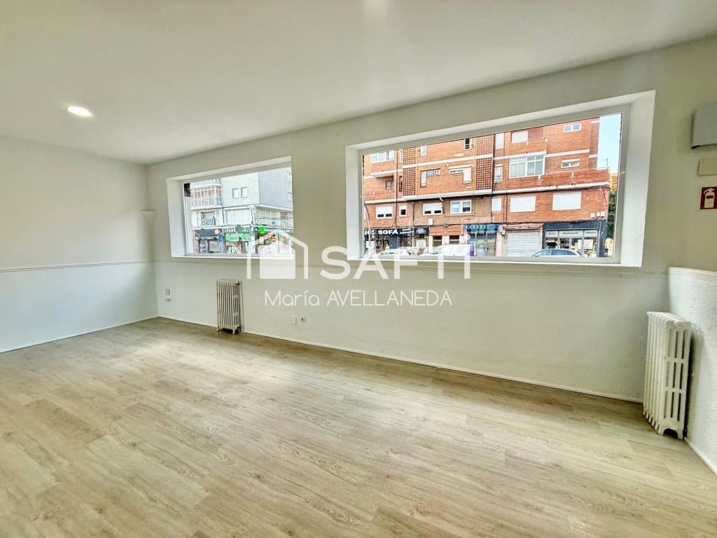 Kaupallinen vuokrattavana paikassa San Andres del Rabanedo - 1 500 € (Ref: 9920102)