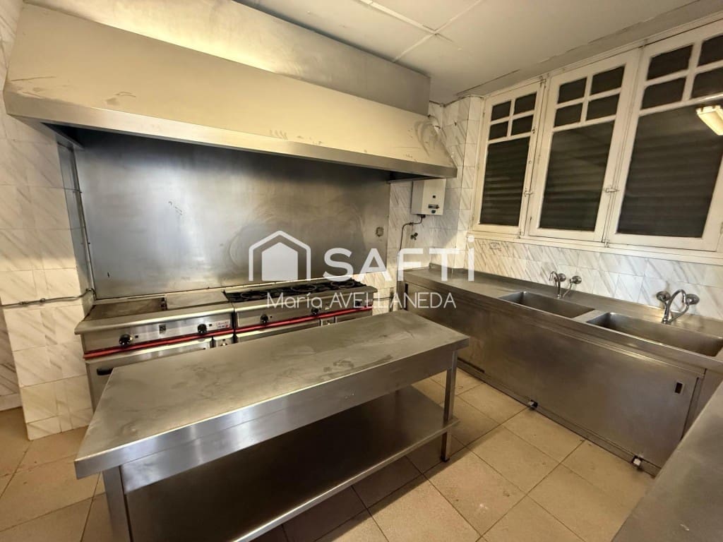 Kaupallinen vuokrattavana paikassa San Andres del Rabanedo - 1 500 € (Ref: 9920102)