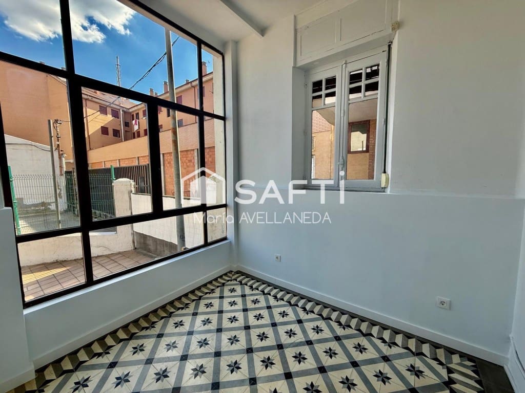 Kaupallinen vuokrattavana paikassa San Andres del Rabanedo - 1 500 € (Ref: 9920103)