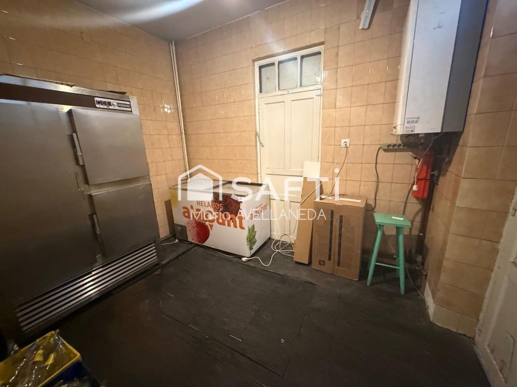 Kaupallinen vuokrattavana paikassa San Andres del Rabanedo - 1 500 € (Ref: 9920103)