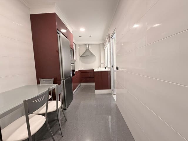 4 chambre Appartement à vendre à Vigo avec garage - 265 000 € (Ref: 9920106)