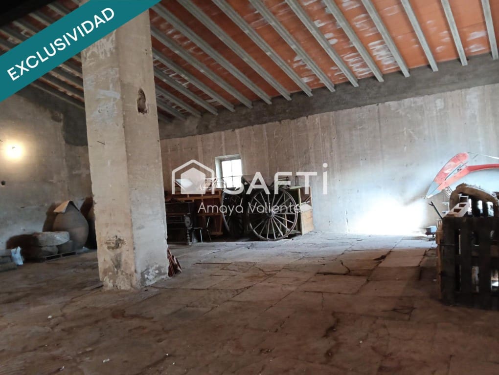 Commercial for sale in Castel de Cabra - € 55,000 (Ref: 9920108)