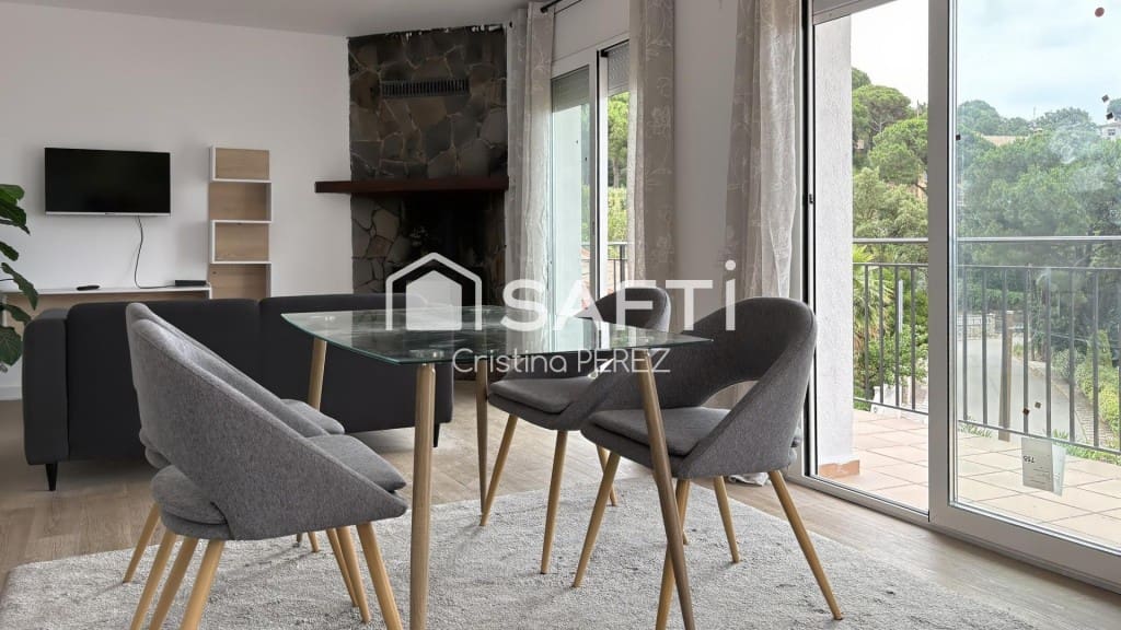 2 slaapkamer Villa te koop in Vidreres met garage - € 240.000 (Ref: 9921931)