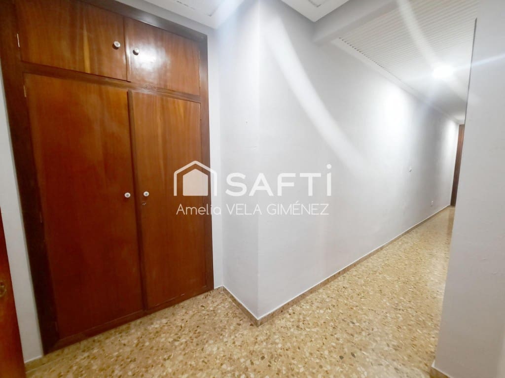 3 slaapkamer Appartement te huur in Sagunto / Sagunt - € 850 (Ref: 9921932)