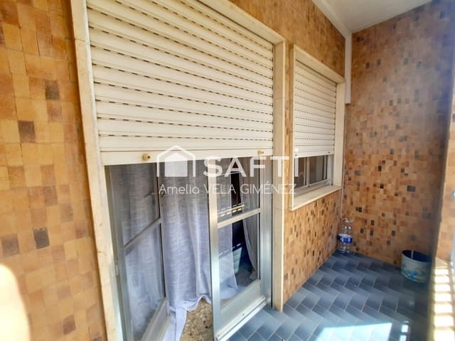 3 slaapkamer Appartement te huur in Sagunto / Sagunt - € 850 (Ref: 9921932)