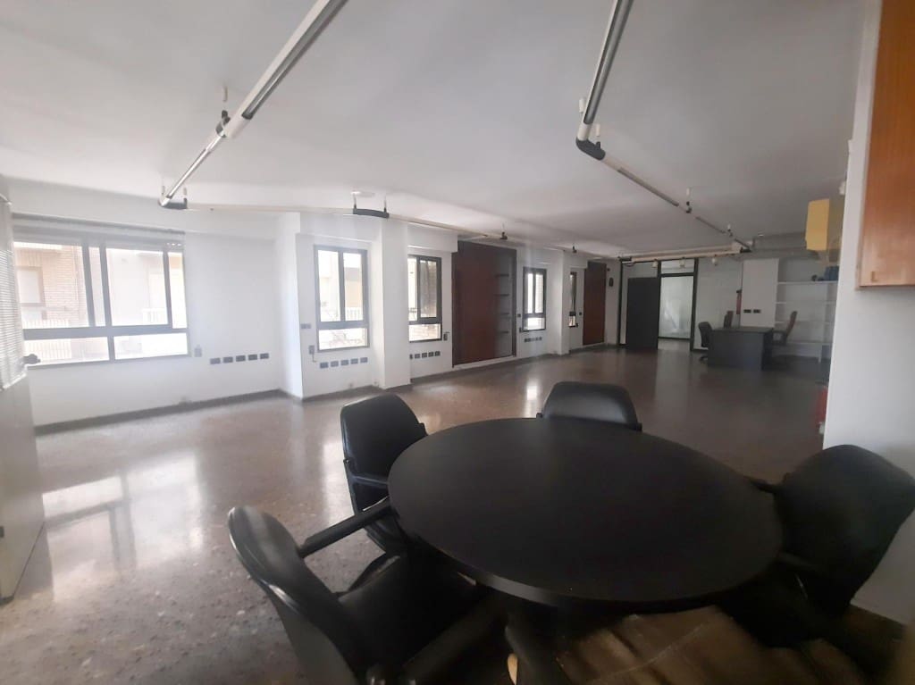 Büro zu verkaufen in Sagunto / Sagunt - 383.000 € (Ref: 9921933)