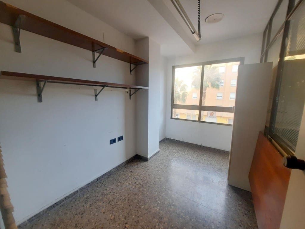 Büro zu verkaufen in Sagunto / Sagunt - 383.000 € (Ref: 9921933)