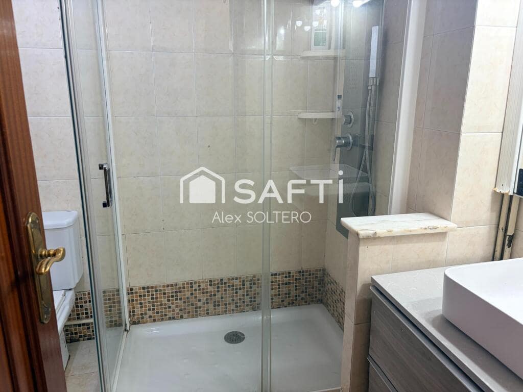 3 bedroom Apartment for sale in Vigo - € 165,000 (Ref: 9921935)