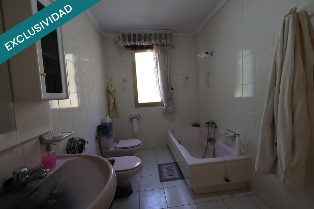 5 quarto Moradia para venda em Toreno - 190 000 € (Ref: 9921937)