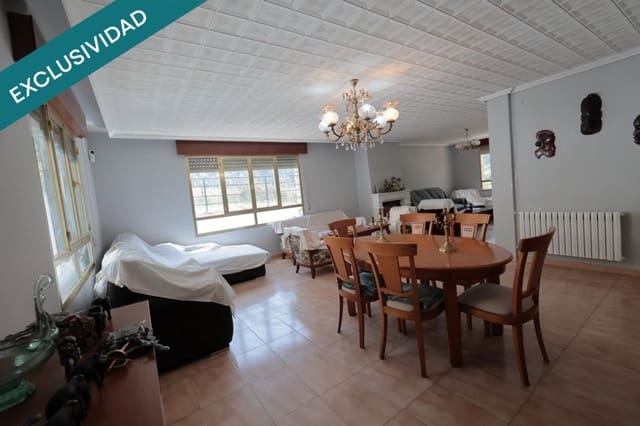 5 bedroom Villa for sale in Toreno - € 190,000 (Ref: 9921937)