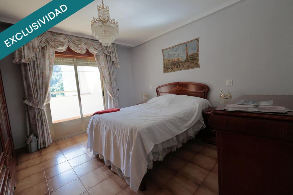 5 quarto Moradia para venda em Toreno - 190 000 € (Ref: 9921937)